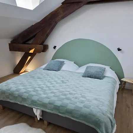 Chez Rose Apartment *